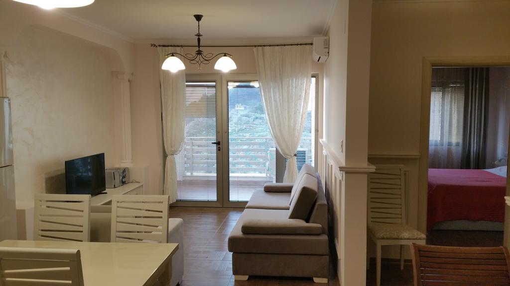 Laura'S Home دراس المظهر الخارجي الصورة